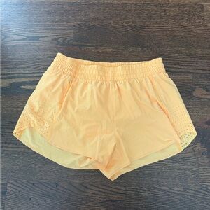 Athleta Hustle 3" Shorts
